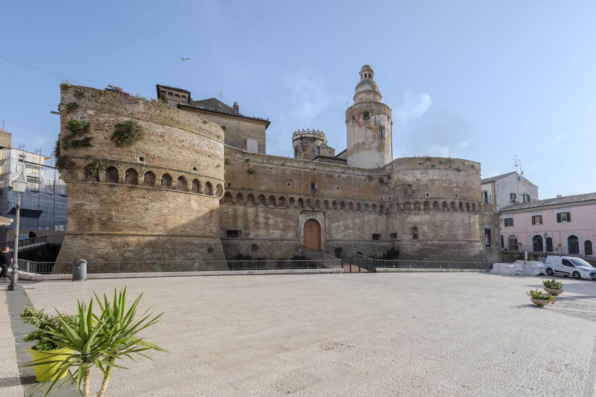 Corso Garibaldi 21 Apartment & Rooms Vasto Exterior foto